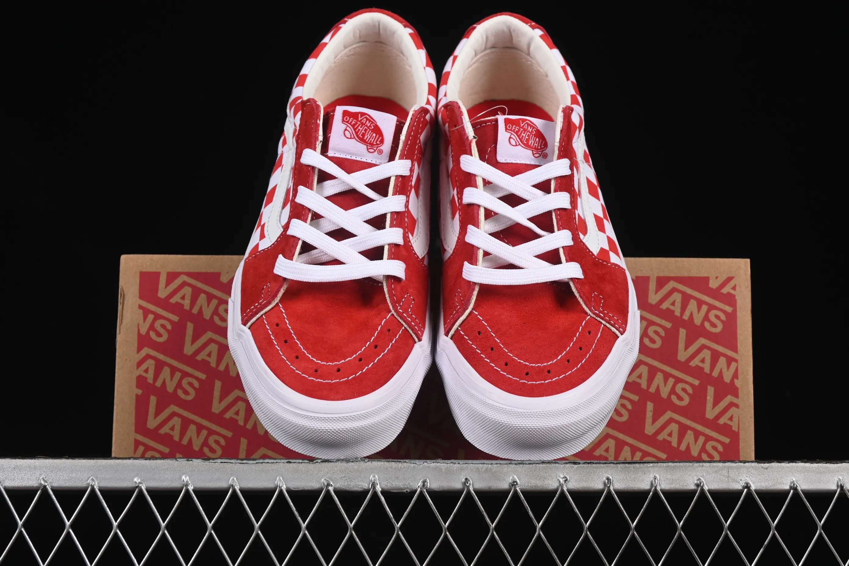 All categories Vans Vans series Vans Low Vans low-top Vans Sk8-Low white and red checkerboard non-slip casual skateboard shoes VN0A4UUK4W9